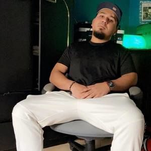 Meet your Posher, Ray